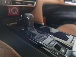 تۆیۆتا کامری